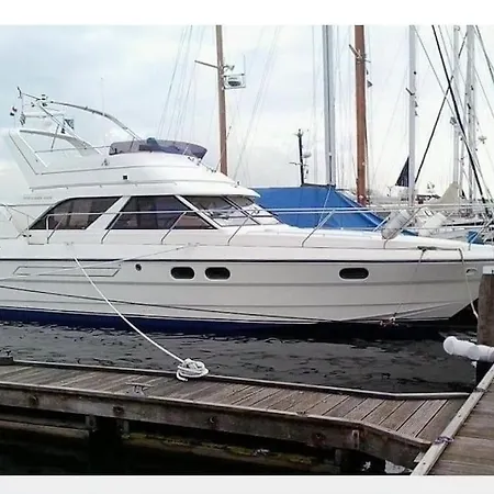 Bateau *