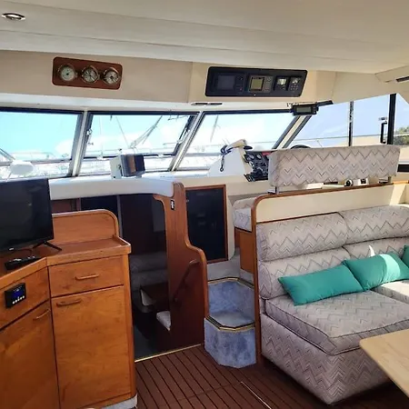 보트호텔 Bateau